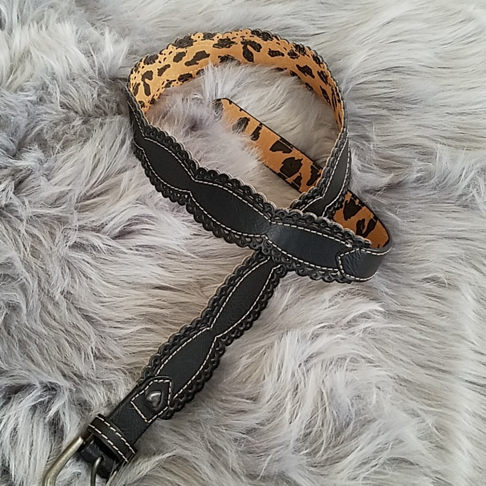 Betsey Johnson Scalloped Belt